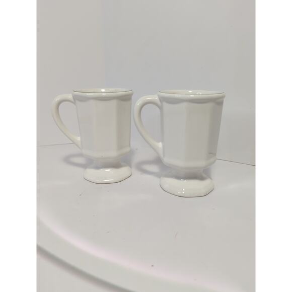 Pfaltzgraff Christmas Heritage 2 pc. Pedestal Mug Set - Picture 4 of 7